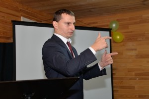 Шпигель Анатолий открывает конференцию