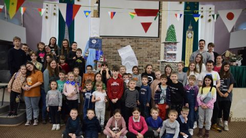 Зимний детский лагерь